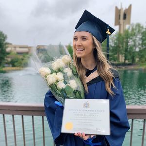 Meet your Posher, Vanessa